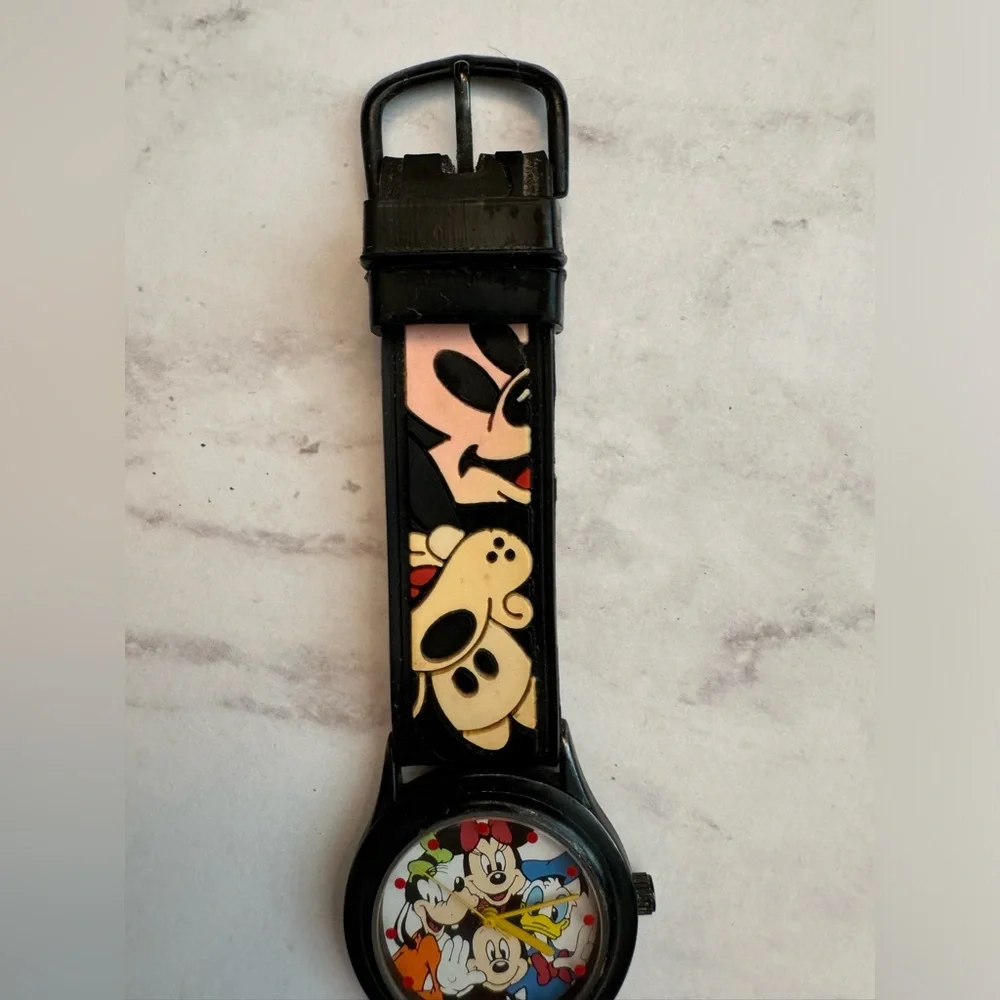 Vintage Mickey Mouse & Friends Disney Time Works Watch w/Rubber Band